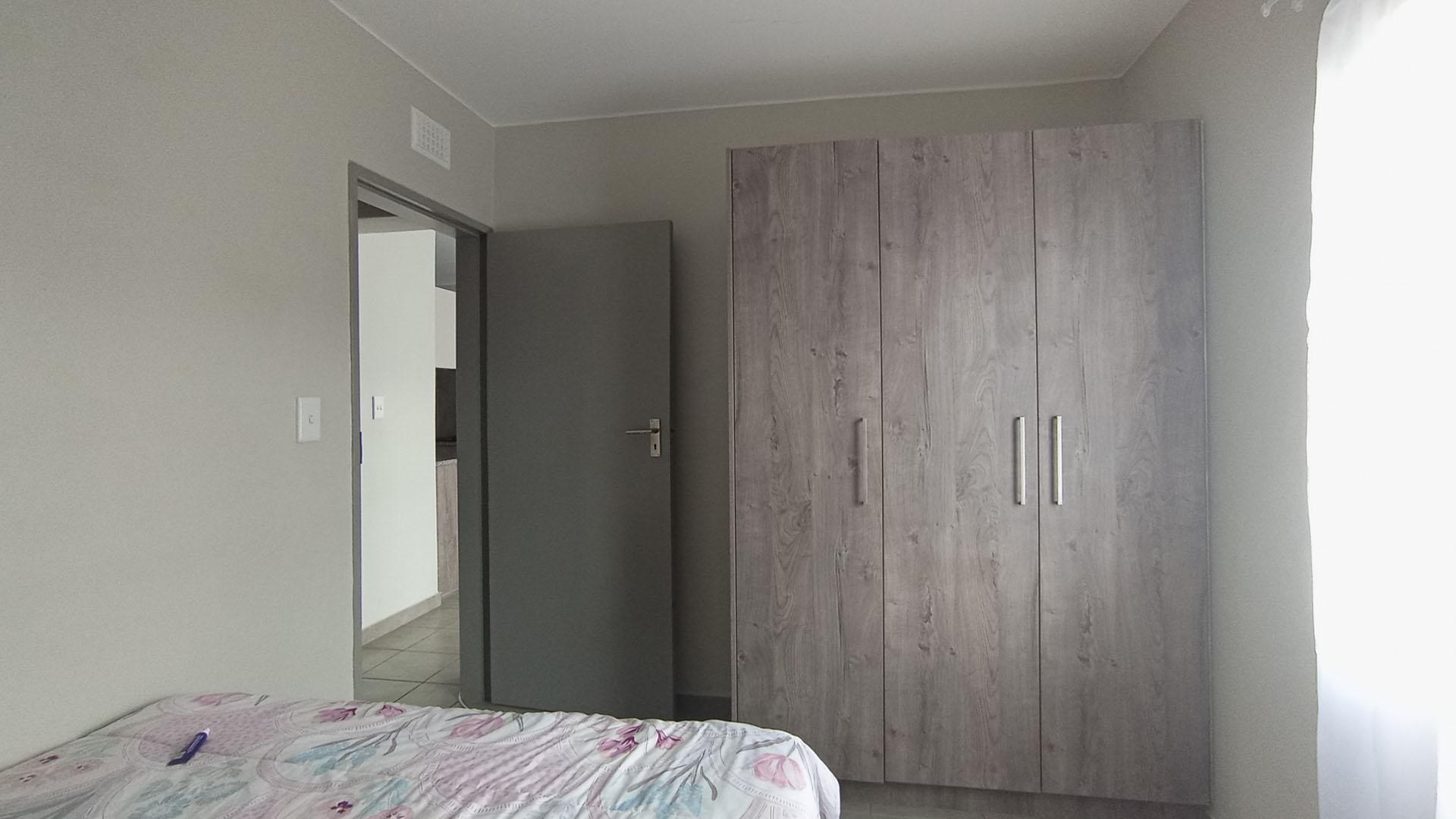 Bed Room 1 - 9 square meters of property in Wolmer