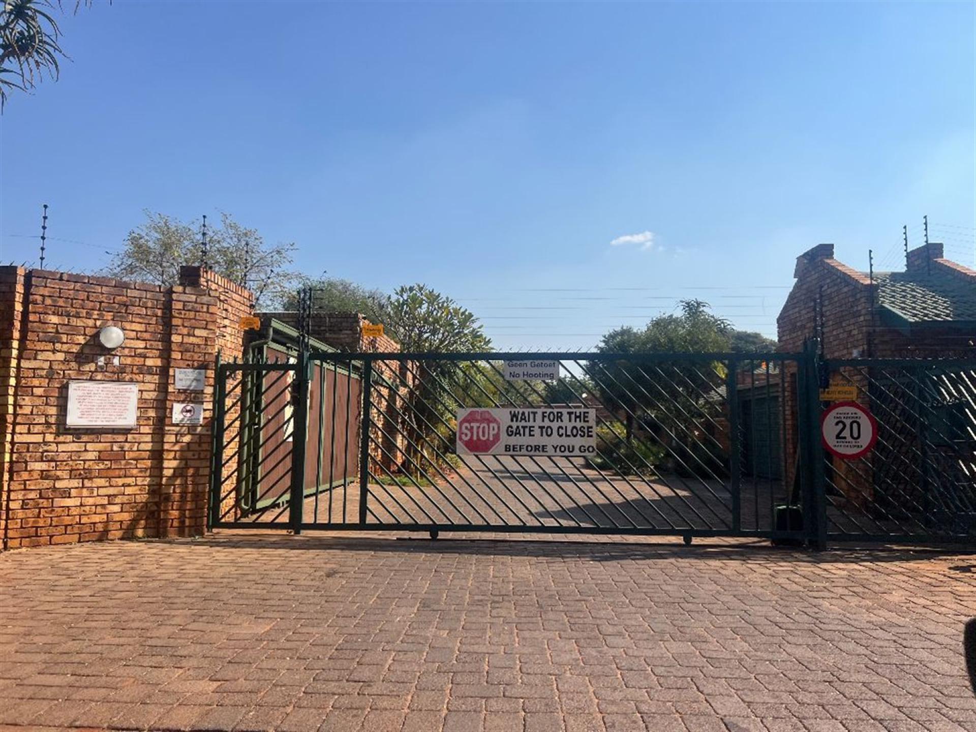 Front View of property in Annlin