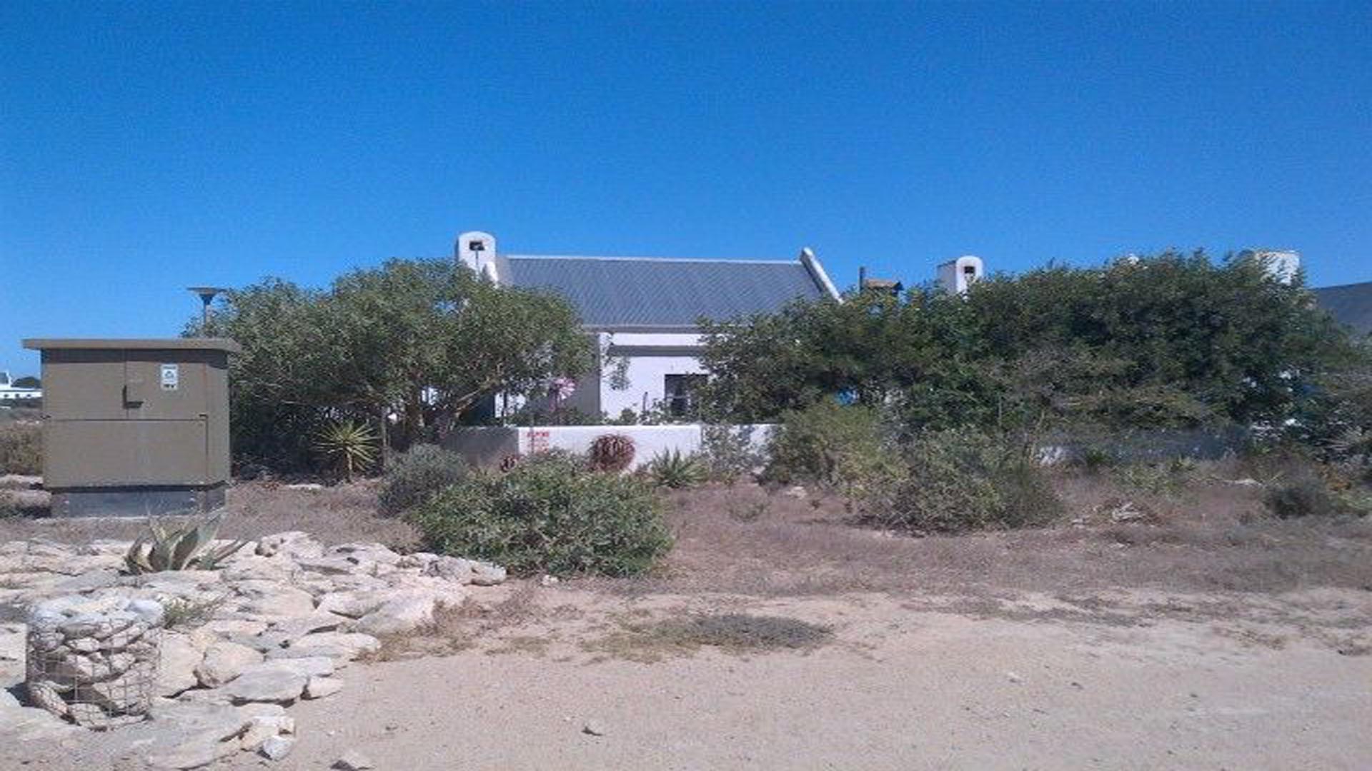 Front View of property in Saldanha