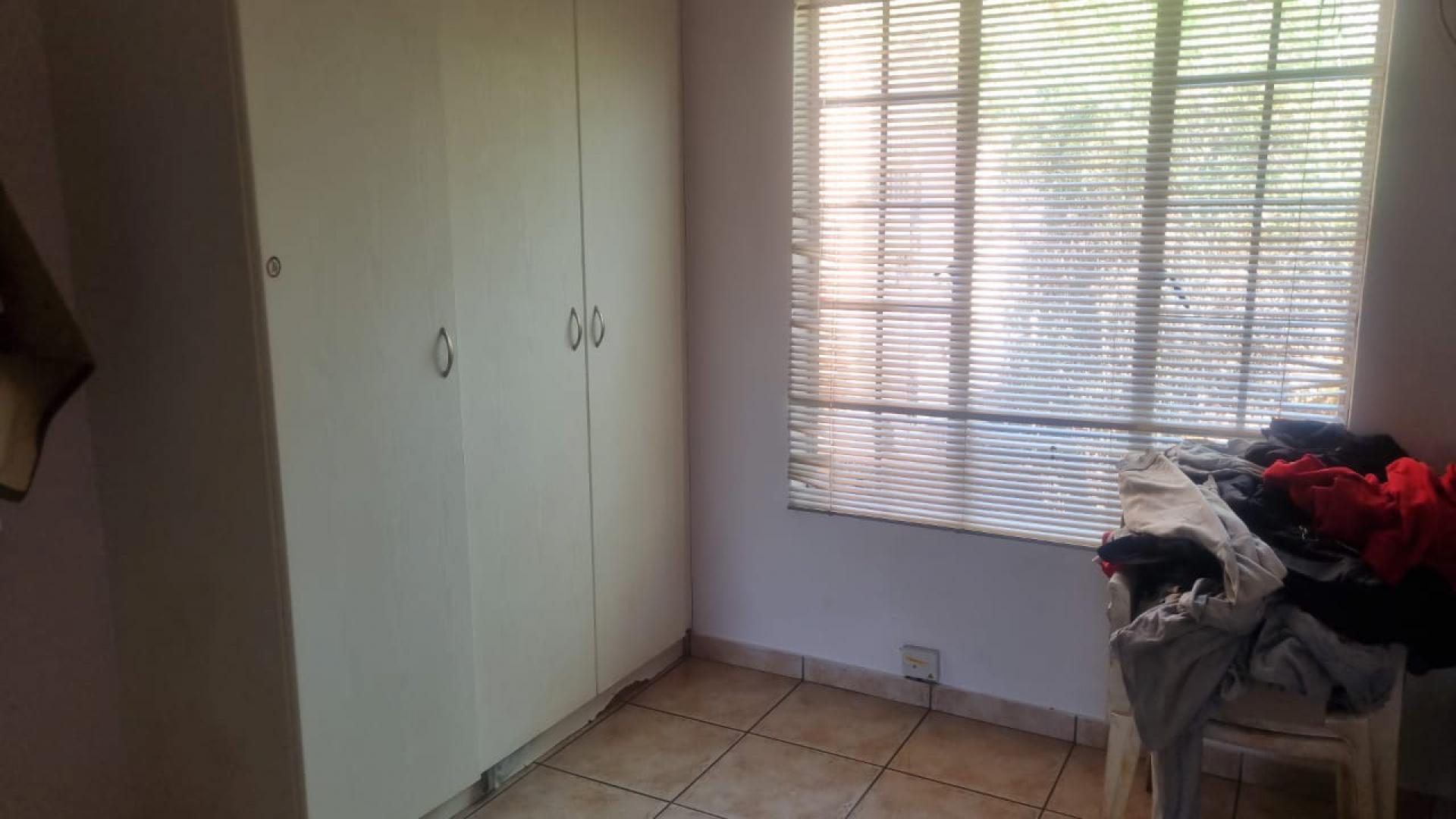 Bed Room 2 of property in Kosmosdal