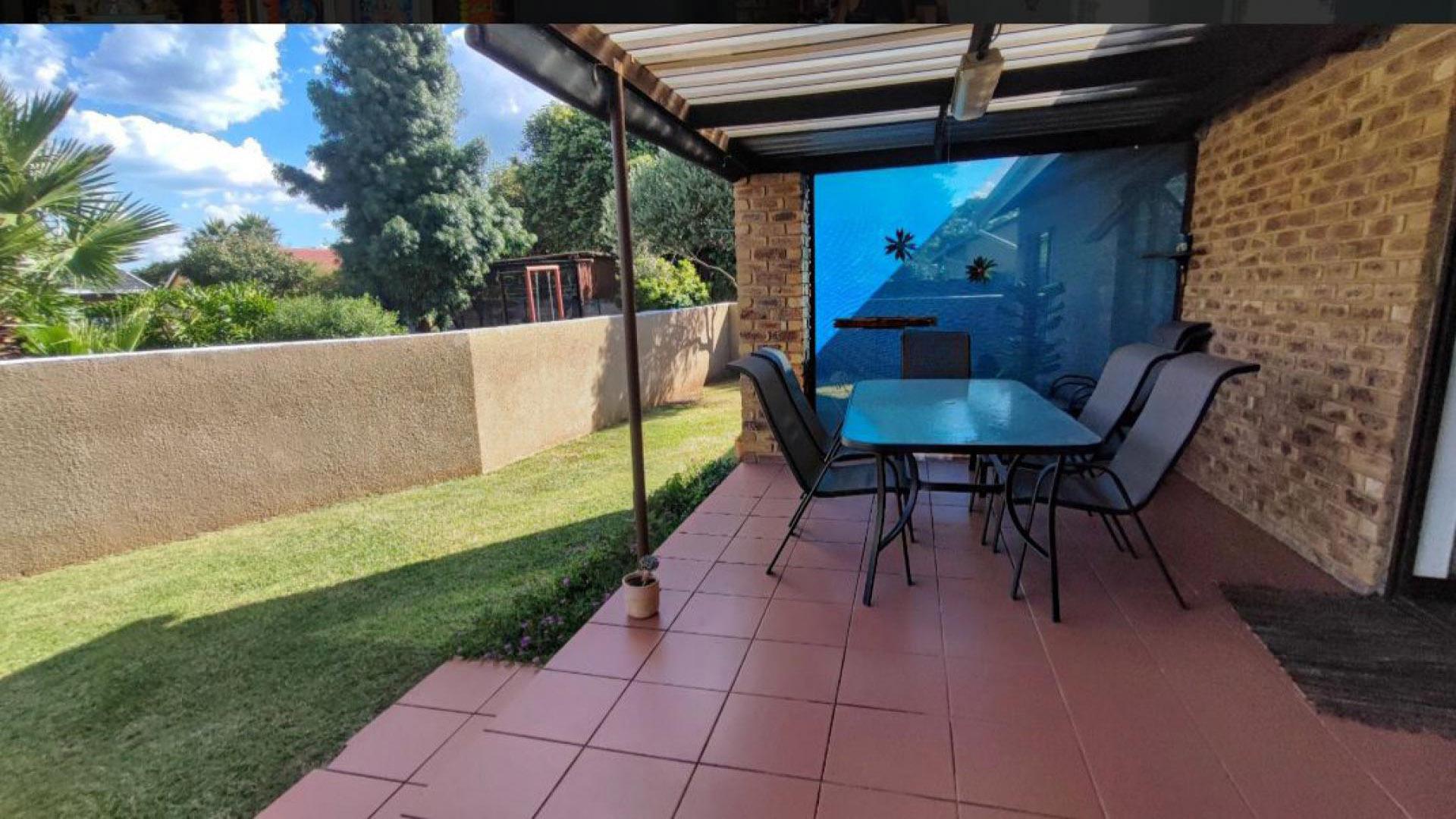 Patio of property in Brackenhurst