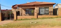2 Bedroom 1 Bathroom House to Rent for sale in Lehae