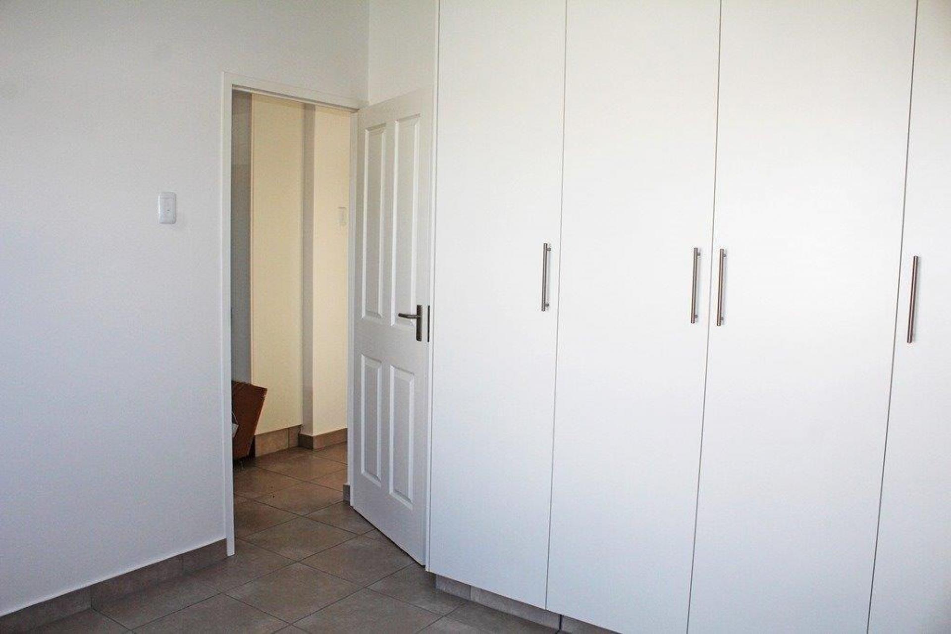 Bed Room 1 of property in Gonubie