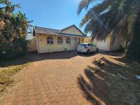 3 Bedroom 2 Bathroom House for Sale for sale in Lenasia South