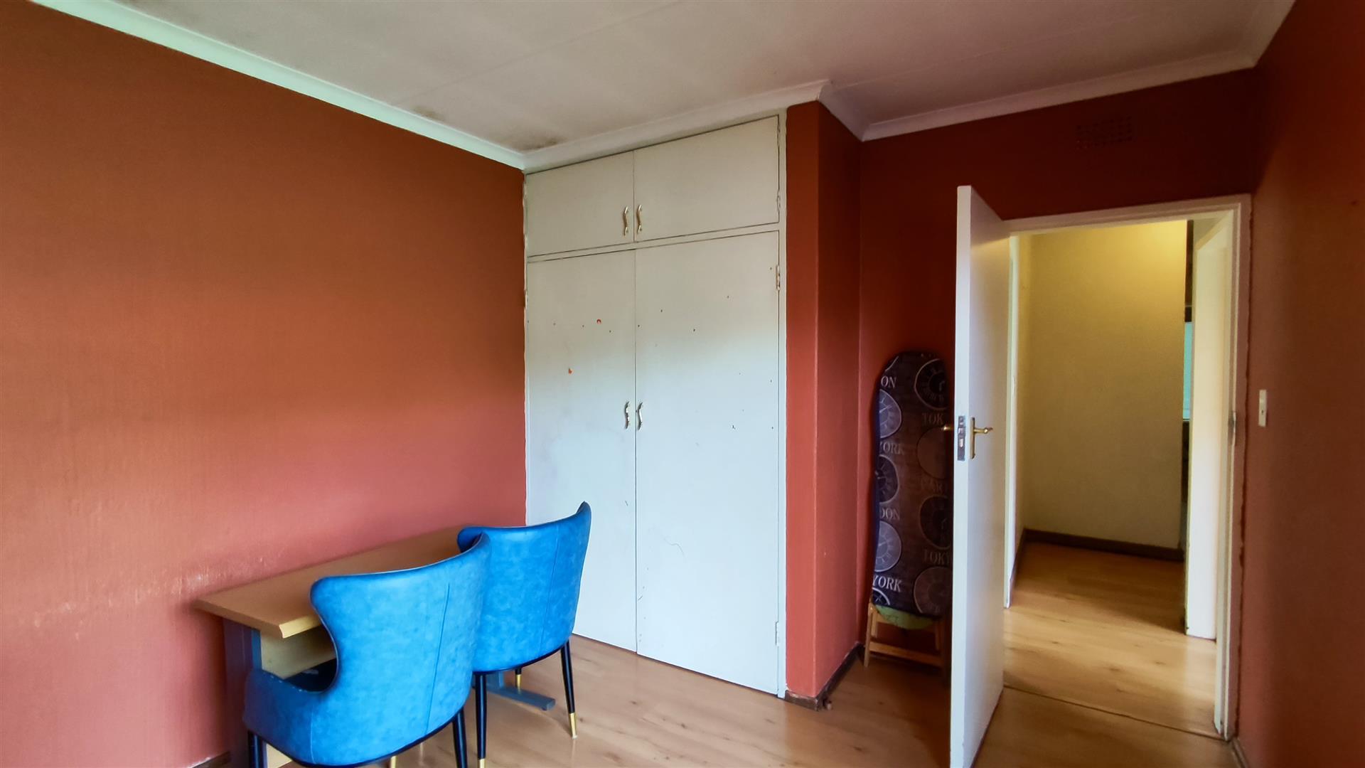 Bed Room 2 - 16 square meters of property in Sunward park