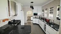 Kitchen of property in Sunward park