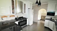 Kitchen of property in Sunward park