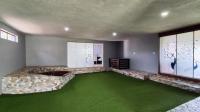 Spaces - 28 square meters of property in Sunward park
