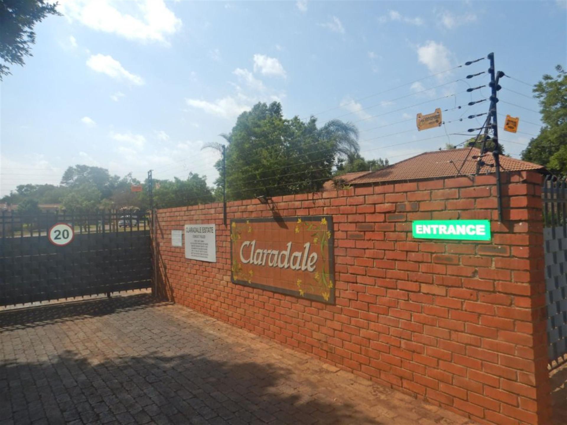 Front View of property in Eldoraigne