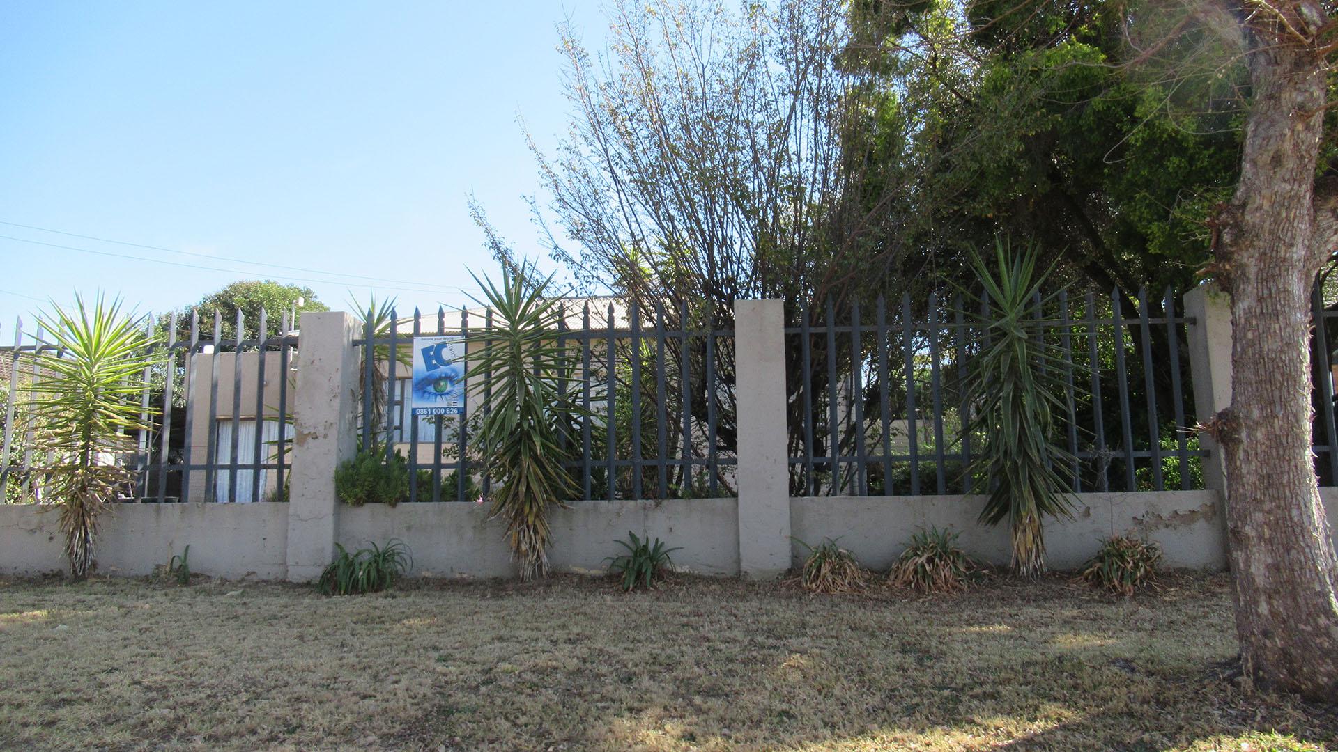 Front View of property in Selwyn