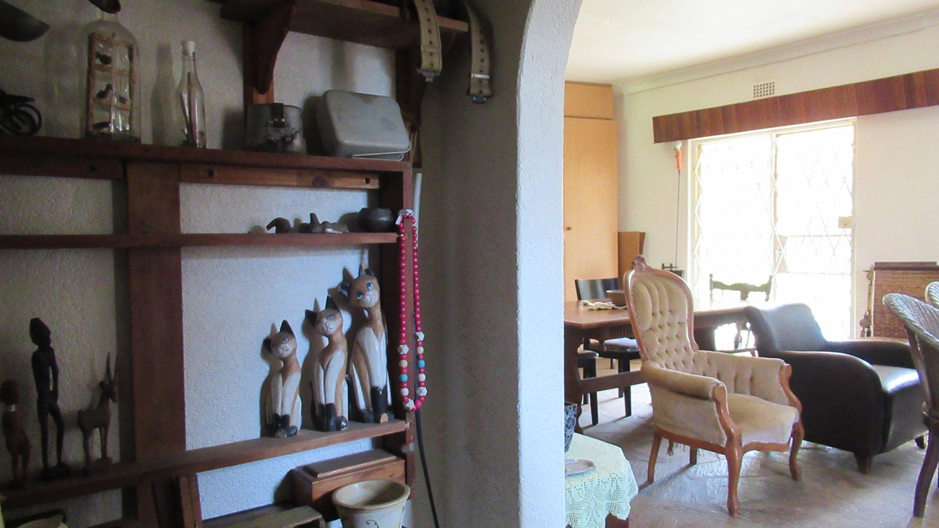 Spaces - 11 square meters of property in Weltevreden Park