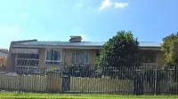 Front View of property in Illovo