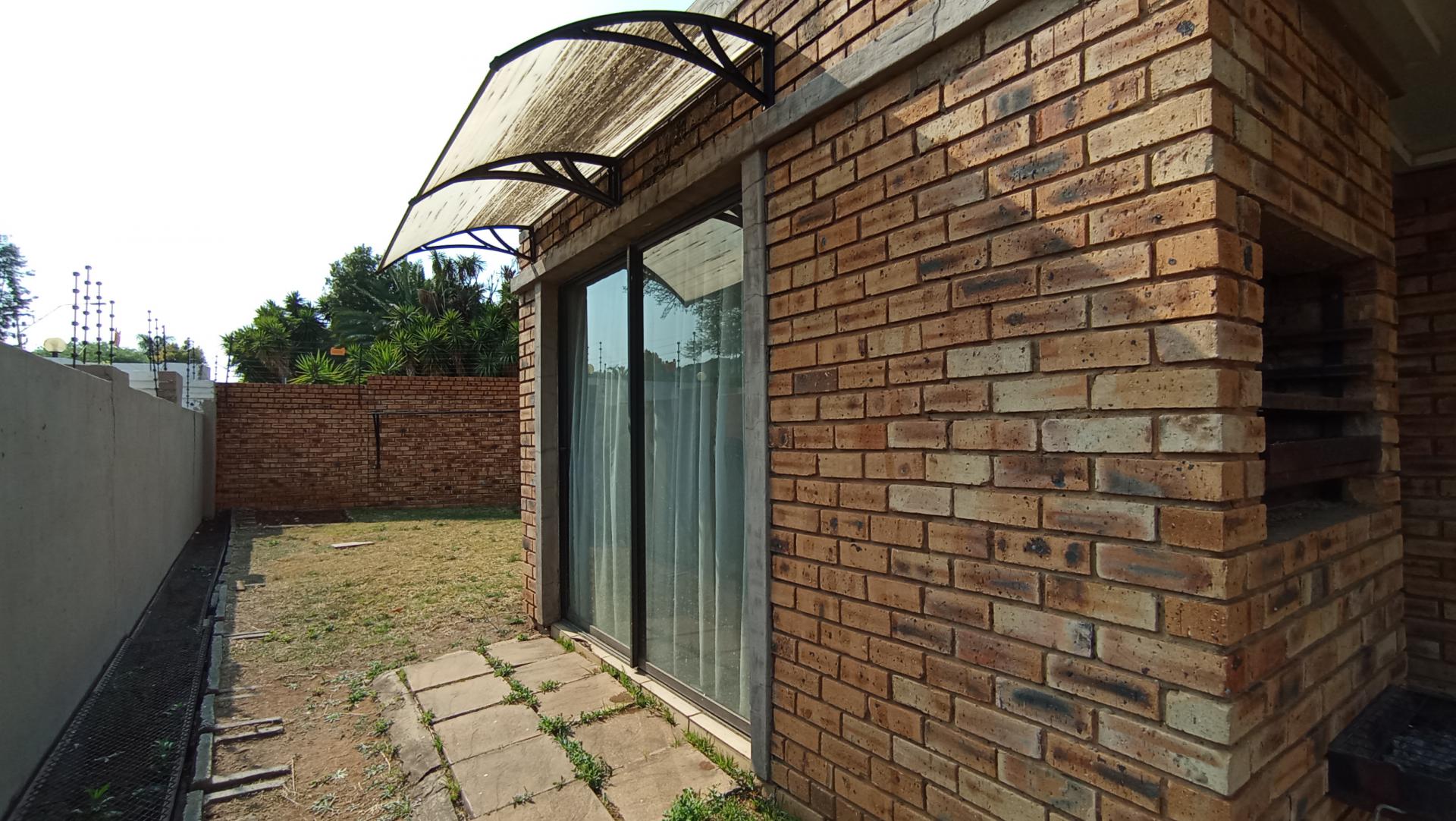 Backyard of property in Mondeor