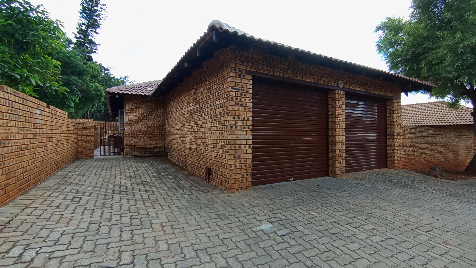 Front View of property in Amandasig