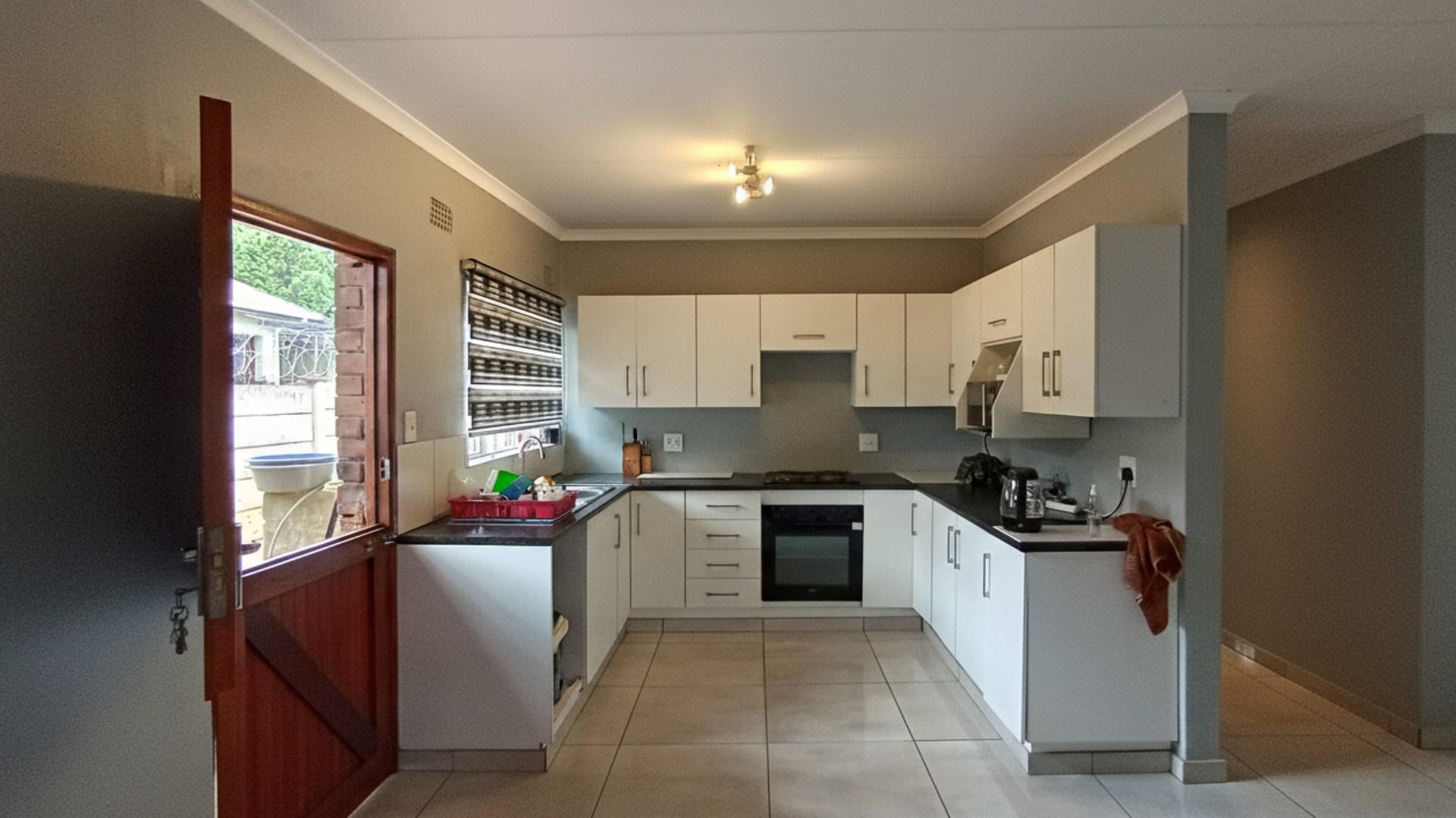 Kitchen - 20 square meters of property in Howick