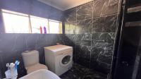 Bathroom 2 of property in Howick