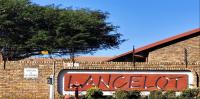 Front View of property in Rooihuiskraal North