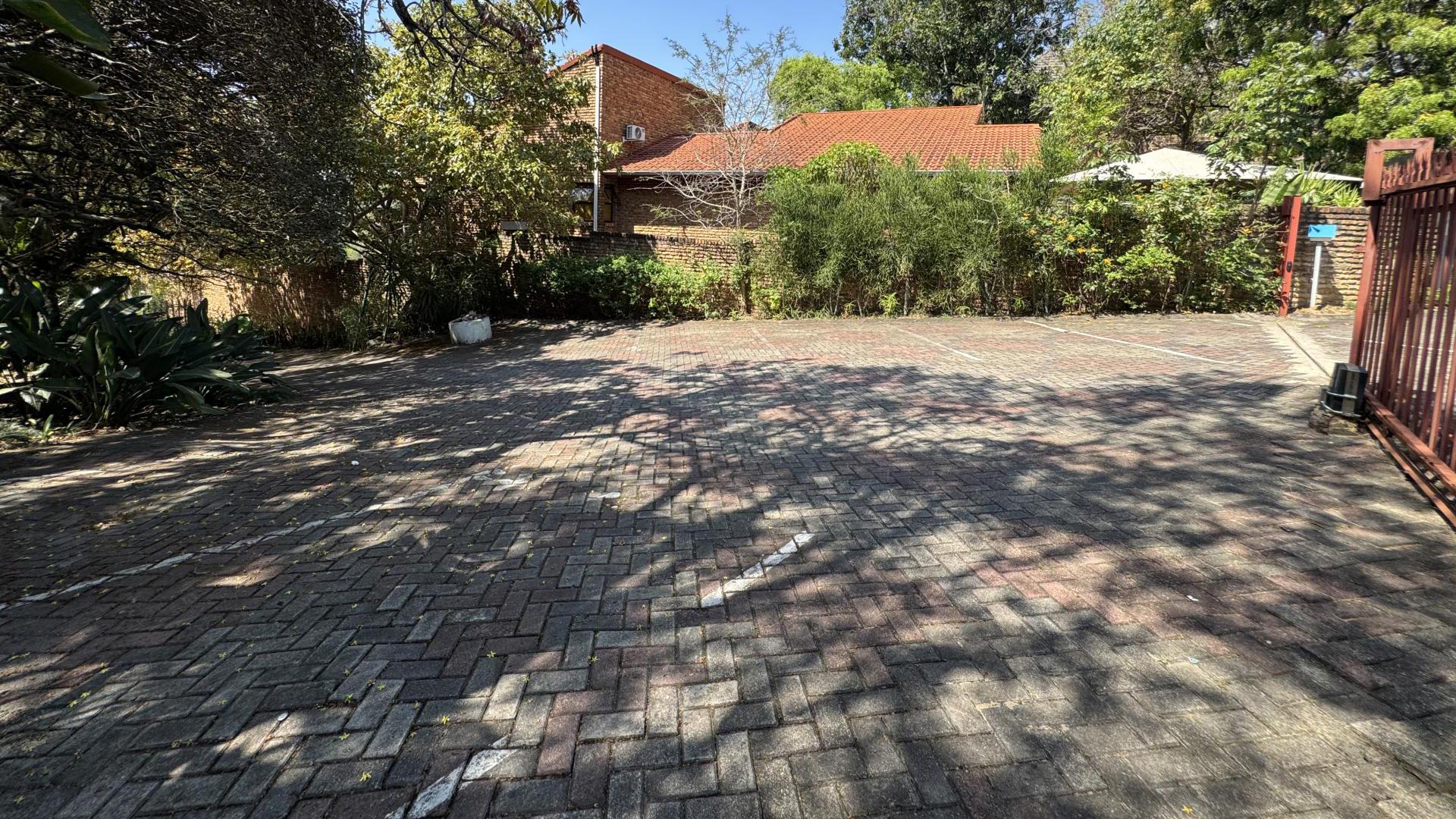 Spaces of property in Sonheuwel