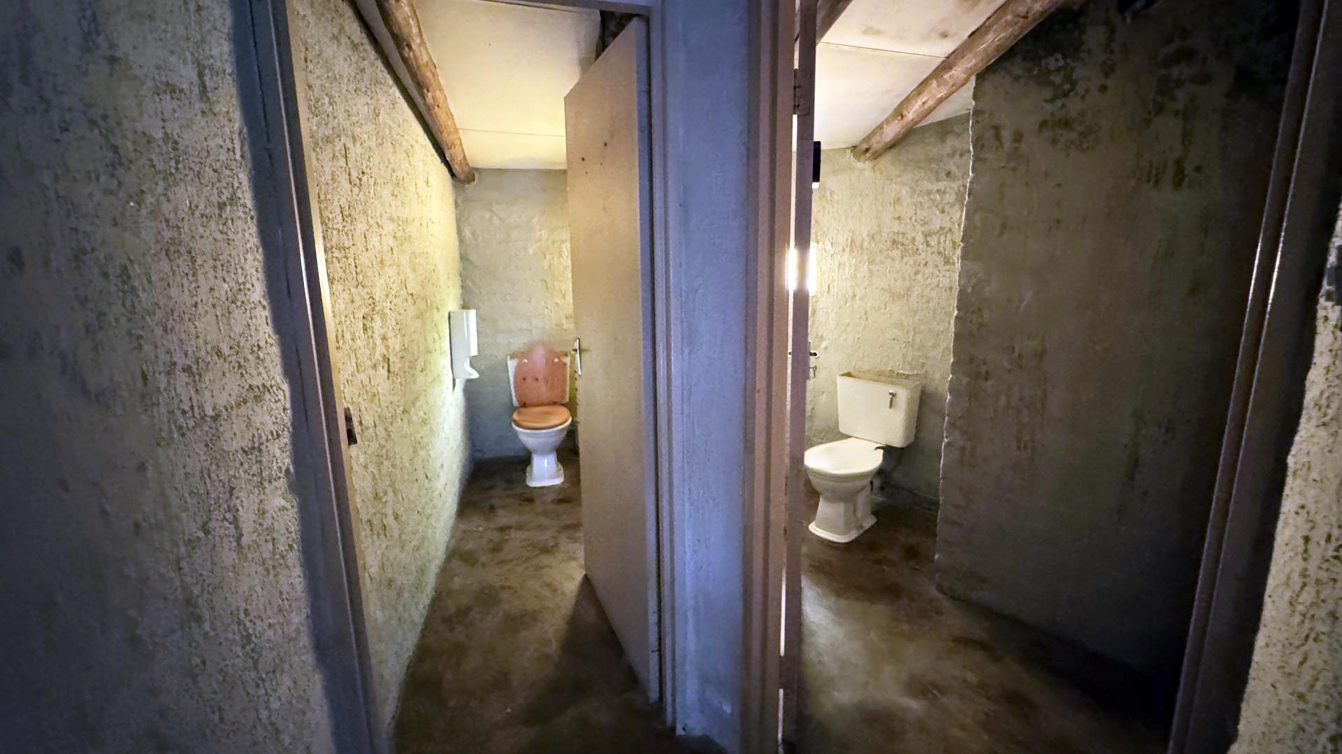 Bathroom 2 of property in Sonheuwel