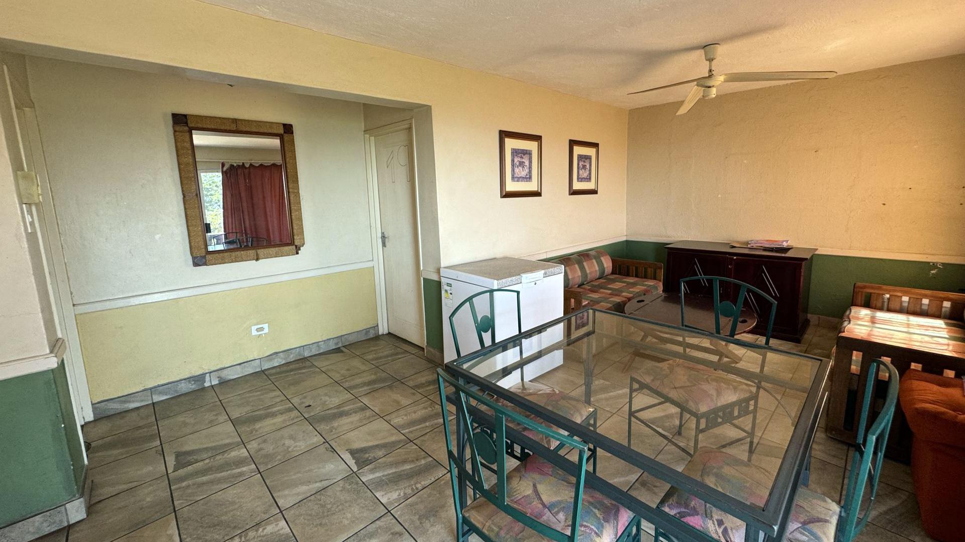 Dining Room of property in Sonheuwel