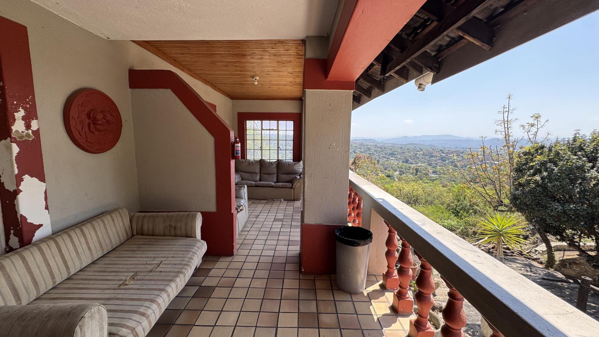 Balcony of property in Sonheuwel