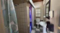 Bathroom 1 of property in Sonheuwel