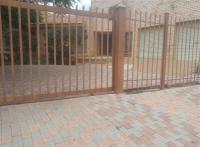 Front View of property in Lethlabile