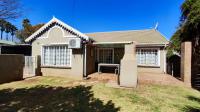 3 Bedroom 3 Bathroom Freehold Residence for Sale for sale in Verwoerdpark