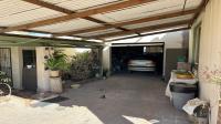 Garage of property in Upington