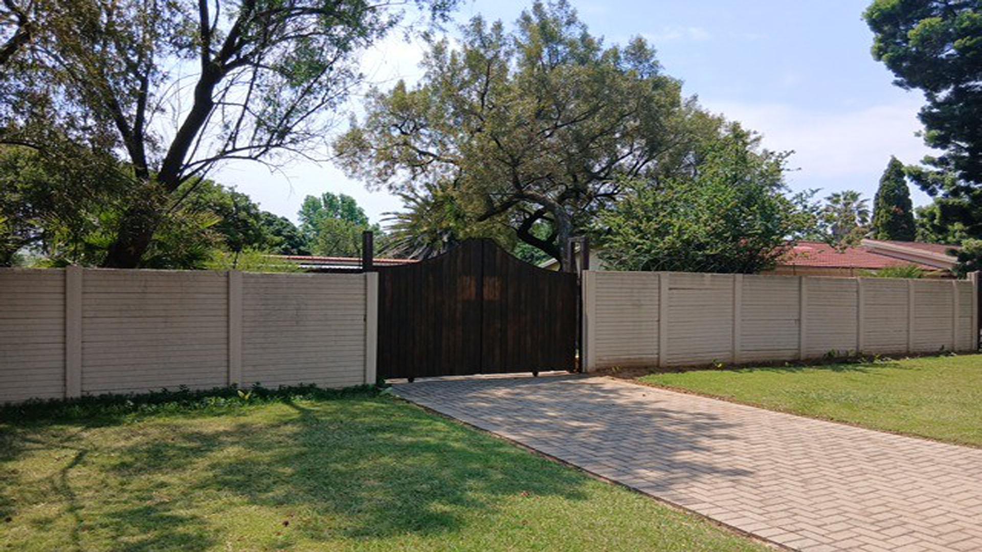 Front View of property in Bronkhorstspruit