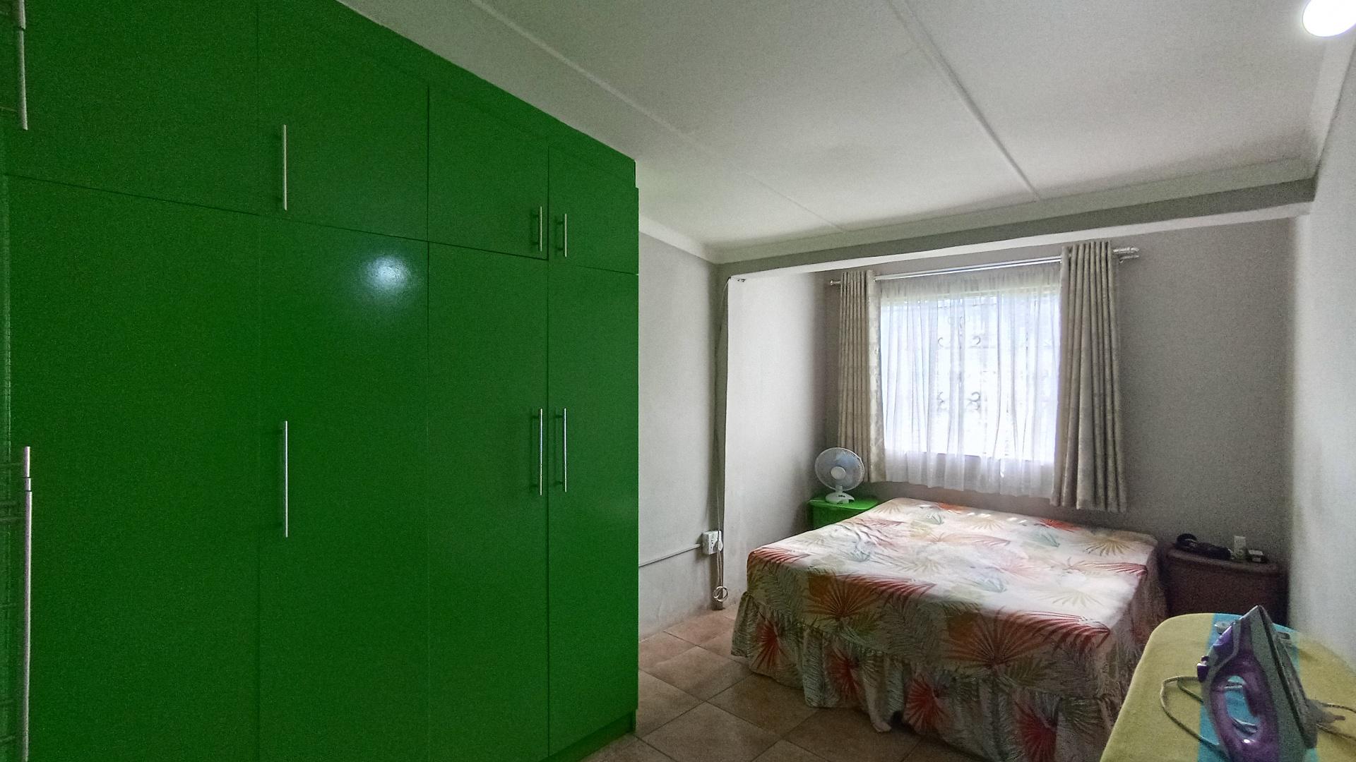 Bed Room 2 - 17 square meters of property in Northdale (PMB)