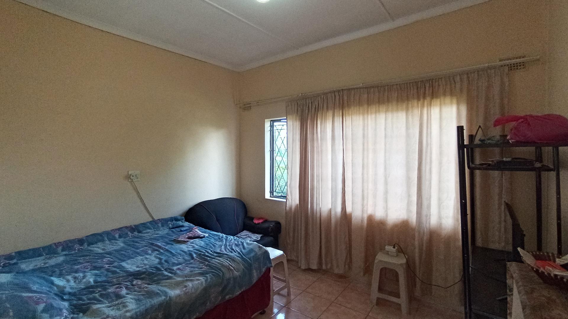 Bed Room 1 - 12 square meters of property in Northdale (PMB)