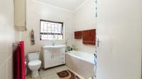 Bathroom 1 - 7 square meters of property in Waterfall