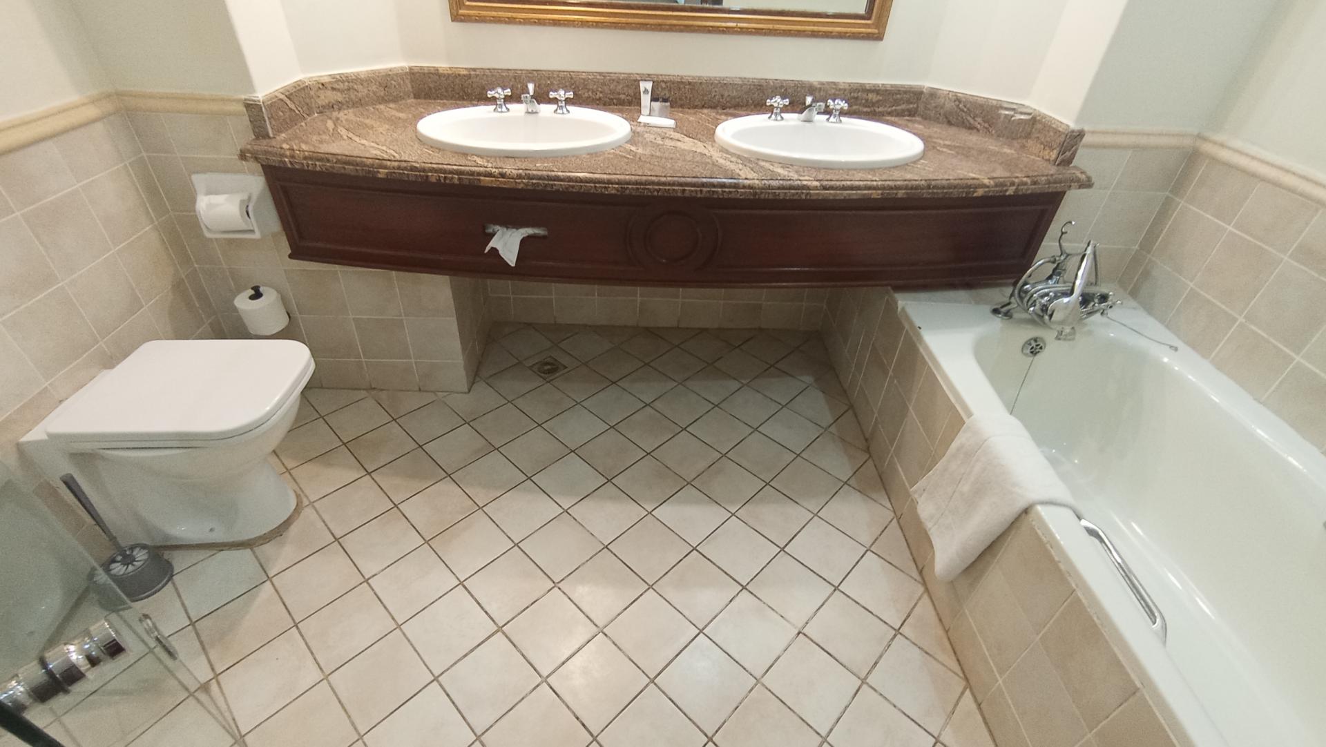 Bathroom 1 - 6 square meters of property in Pennington