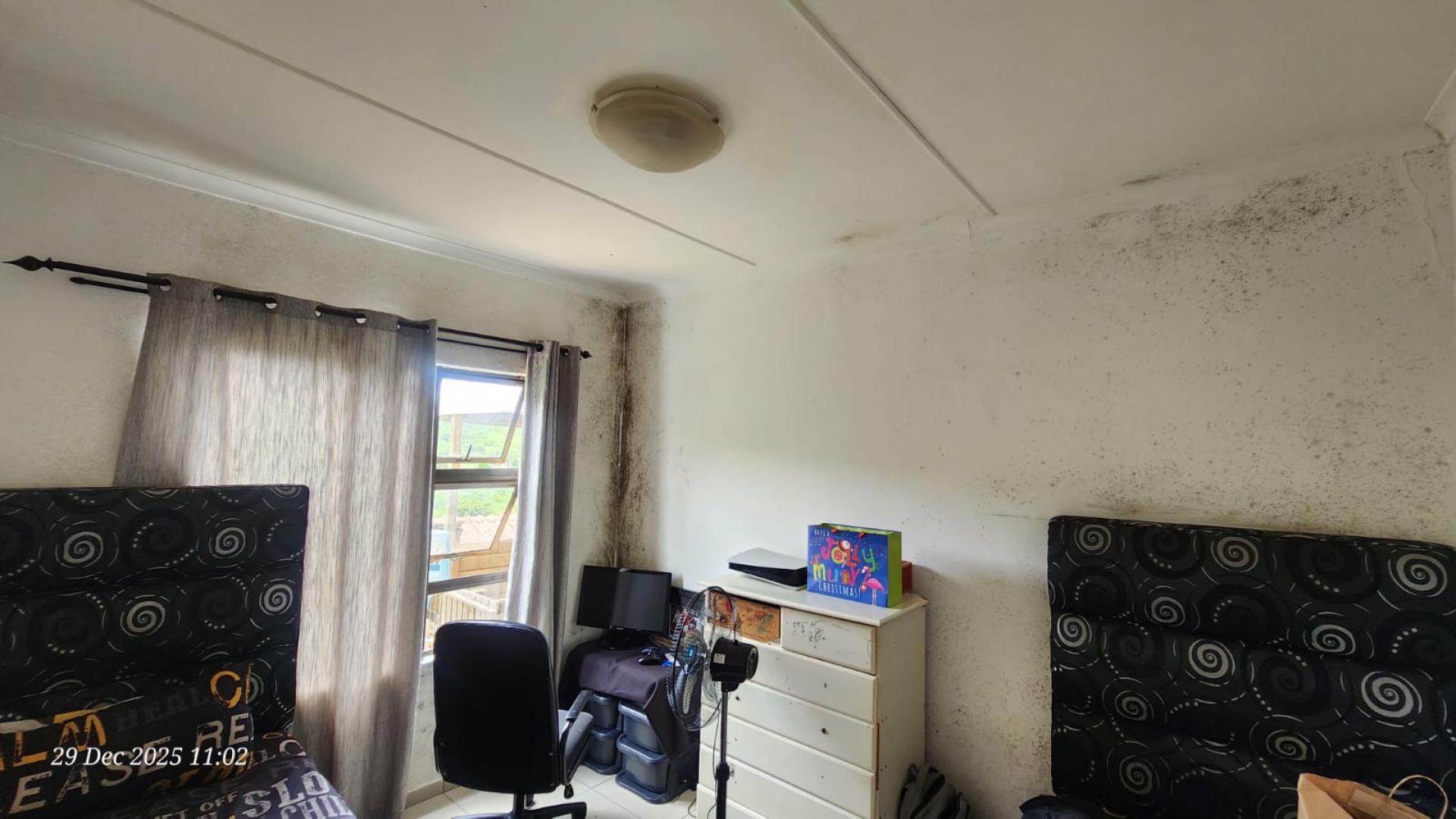 Bed Room 1 of property in Northdale (PMB)