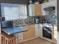 2 Bedroom 1 Bathroom Flat/Apartment for Sale for sale in Mountain View