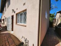 3 Bedroom 2 Bathroom Flat/Apartment for Sale for sale in Verwoerdpark