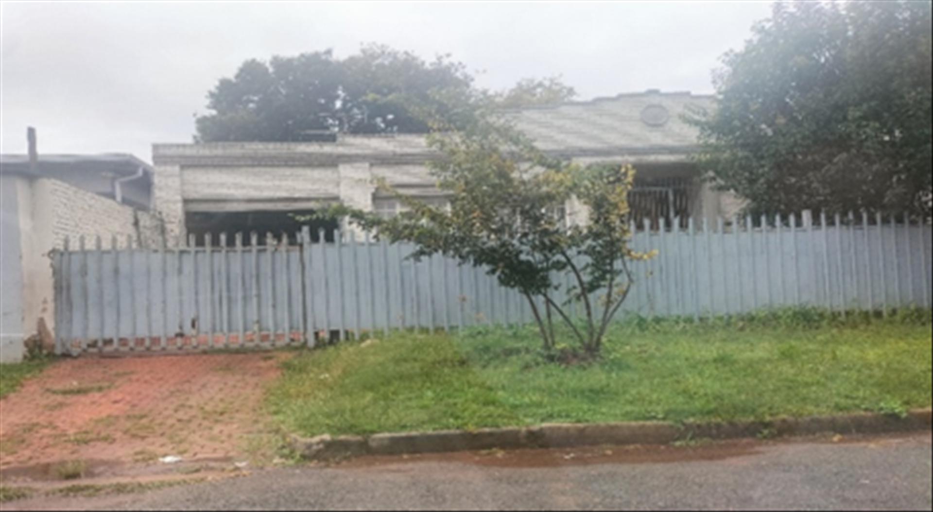 Front View of property in Florida