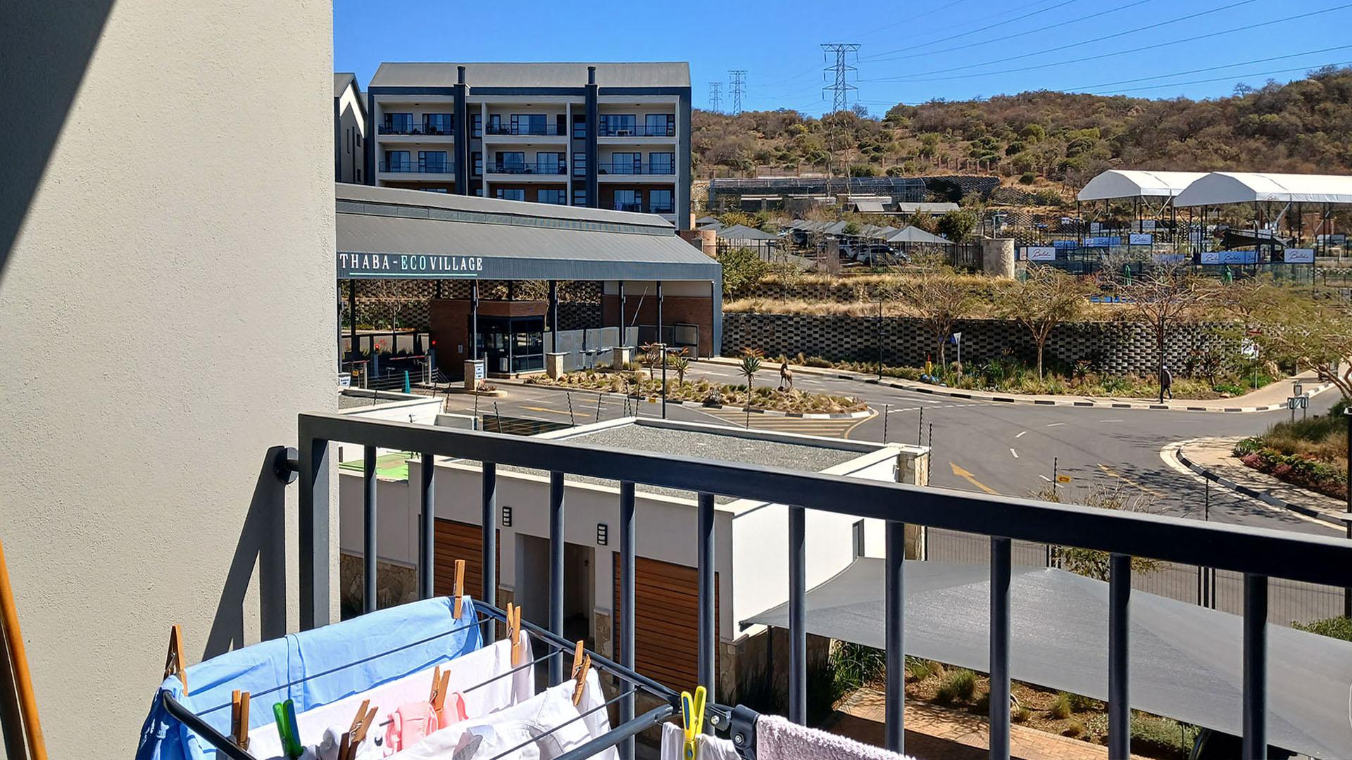 Balcony - 3 square meters of property in Aspen Hills