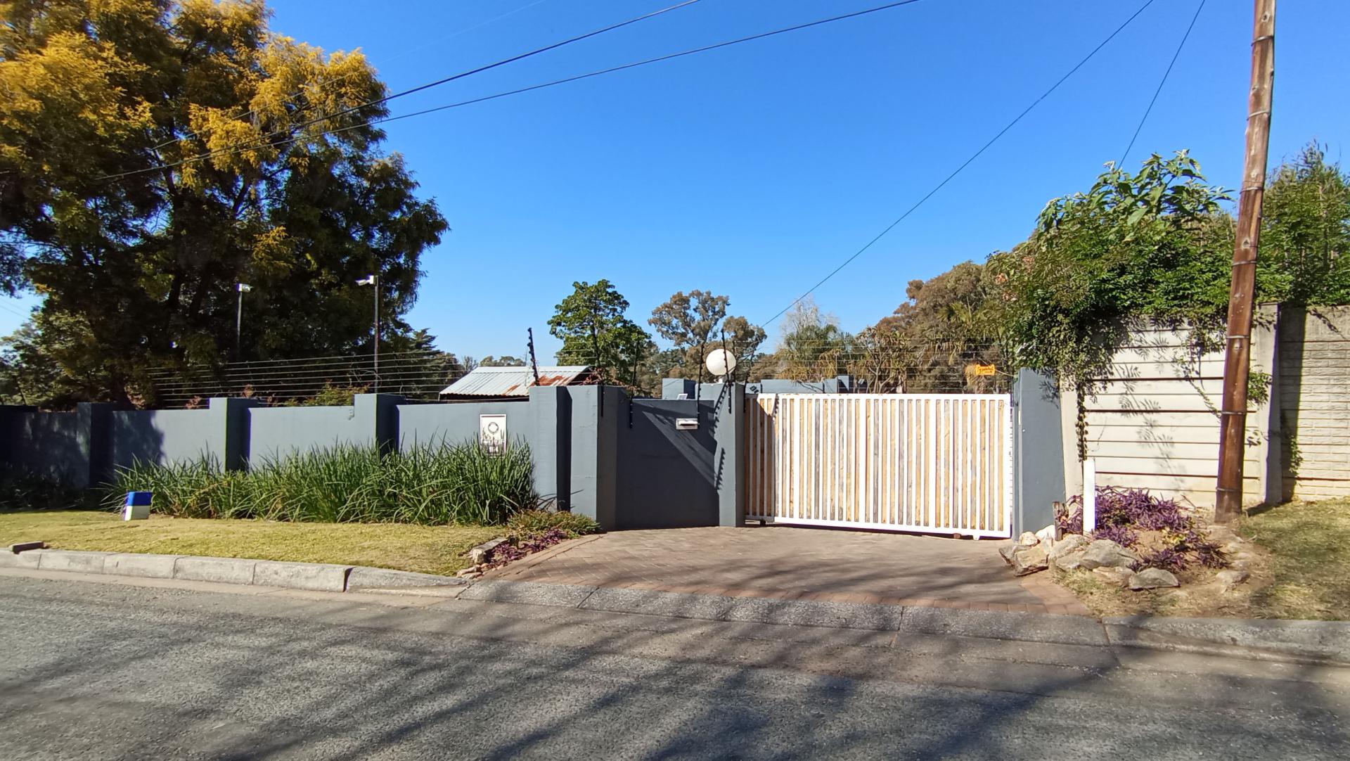 Front View of property in Lyndhurst