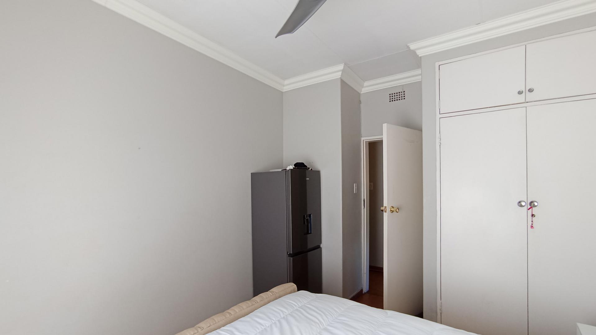 Bed Room 3 - 15 square meters of property in Lyndhurst