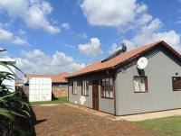Front View of property in Villa Liza