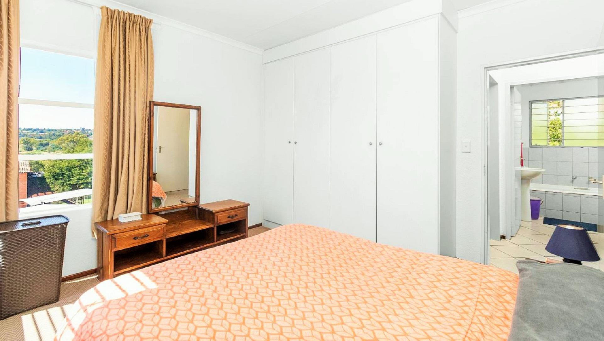 Bed Room 2 of property in Willowbrook