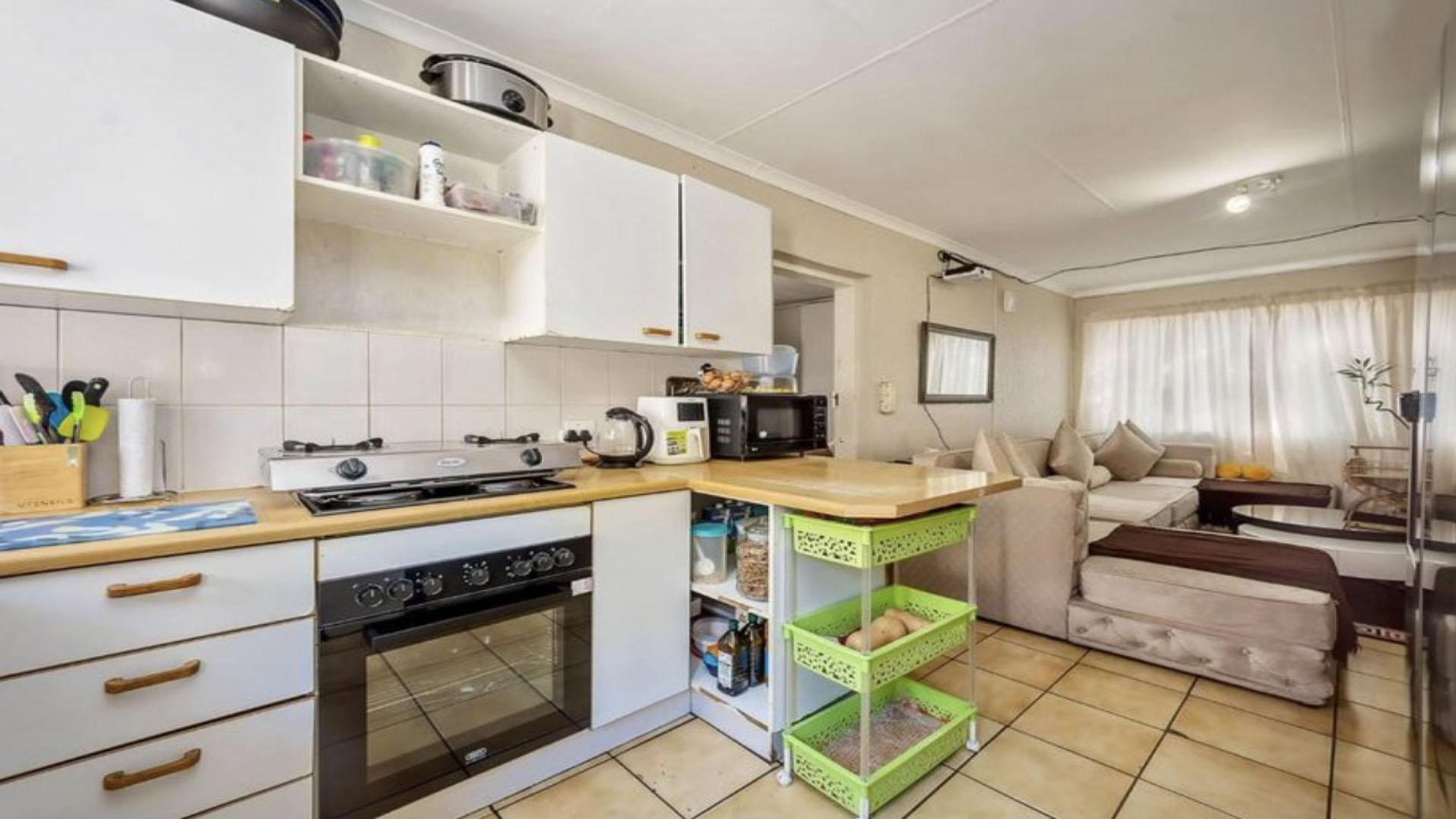 Kitchen - 9 square meters of property in Allen’s Nek
