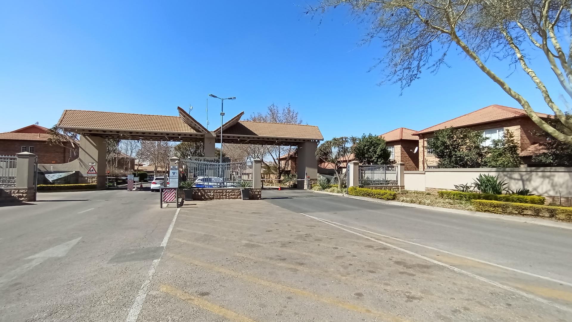 Front View of property in Six Fountains Estate