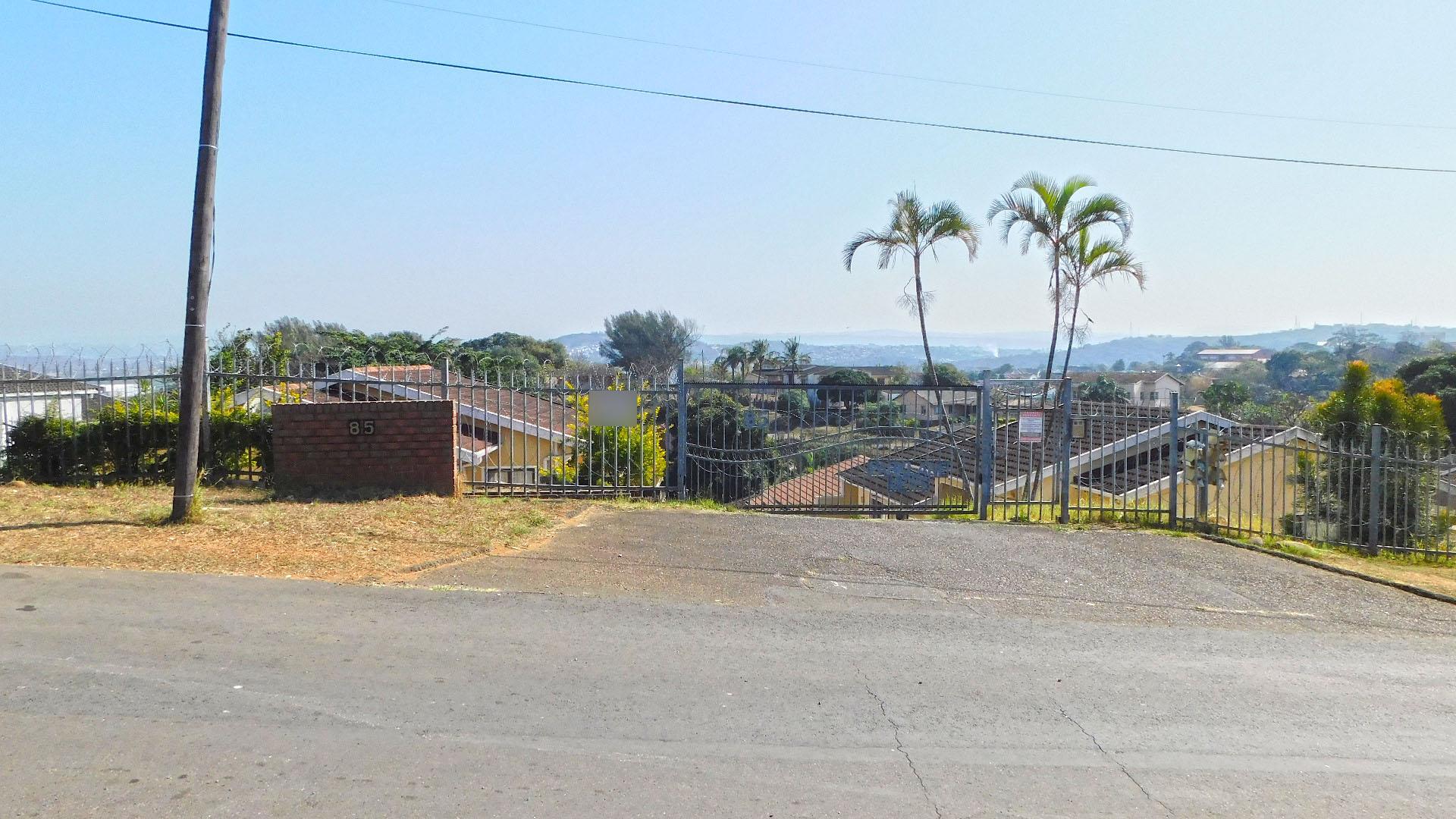 Front View of property in Kenville