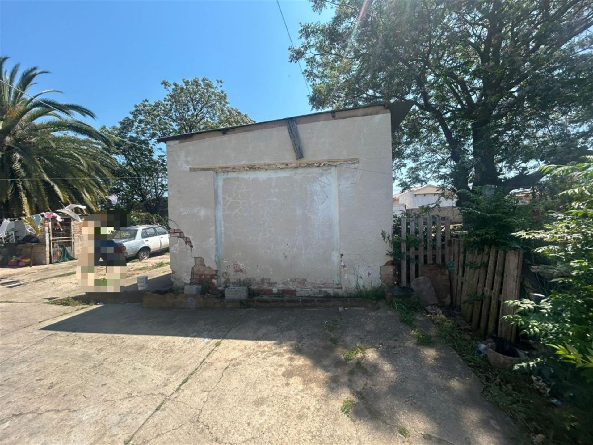 Front View of property in Uitenhage
