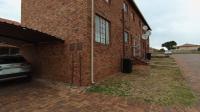 2 Bedroom 1 Bathroom Sec Title for Sale for sale in Elandsfontein