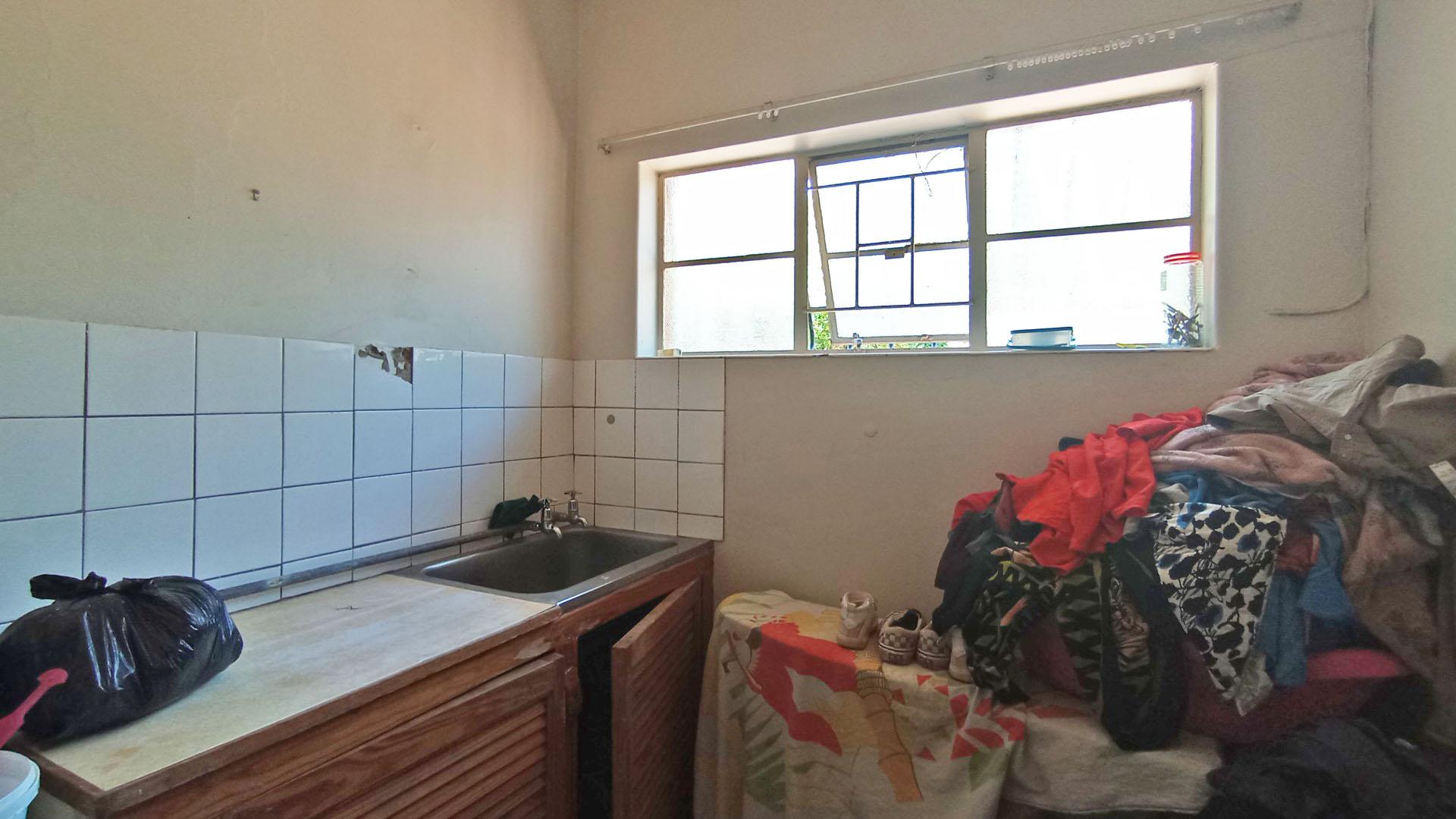 Scullery - 4 square meters of property in Meyerspark