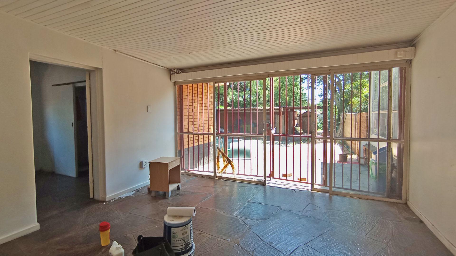 Flatlet - 74 square meters of property in Meyerspark